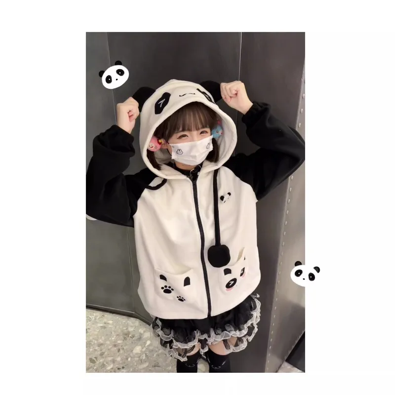 Japanese Autumn and Winter Panda Print Cute Color Matching Trend New Product Embroidery Fashion Versatile Wear Coat For Women
