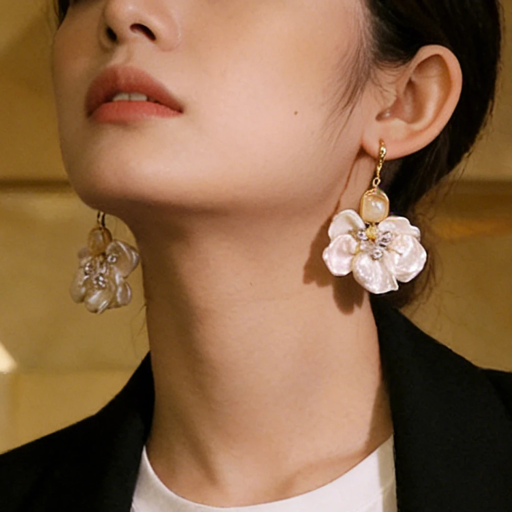 

Серьги-гвоздики в стиле барокко с жёлтыми кристаллами и жемчугом для женщин, элегантные серьги-крючки с топазом, очаровательные украшения с цитрином, подарки для вечеринок