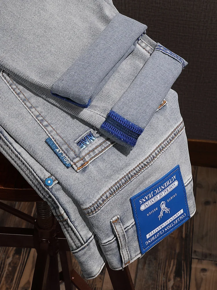 Jeans morbidi e sottili estivi Pantaloni lunghi in tessuto twill dritto elasticizzato alla moda di lusso leggero da uomo