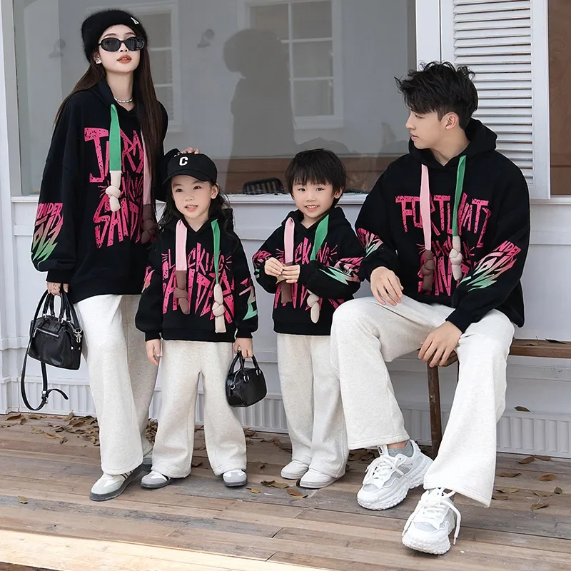 Pareja familiar sudaderas con capucha conjunto a juego moda invierno padre madre e hijo hija mismo cálido grueso sudaderas con capucha pantalones traje