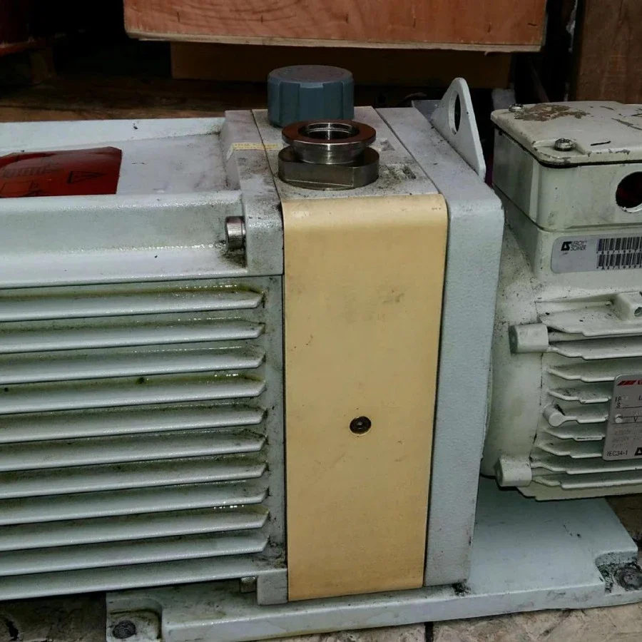 Vacuum pump CV80 oil screw Vacuum pump CV80 oil screw