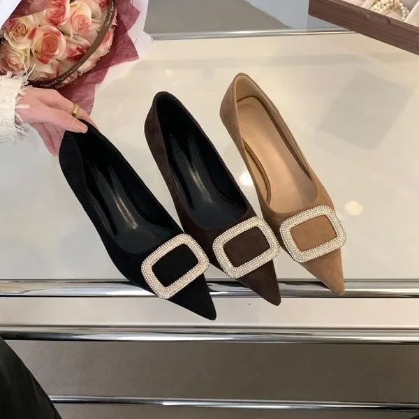 Chaussures décontractées à bout pointu pour femmes, chaussures en cristal pour femmes, chaussures confortables pour femmes, robe en biscuits, caoutchouc, velours, super haut, à enfiler, nouveau, loisirs