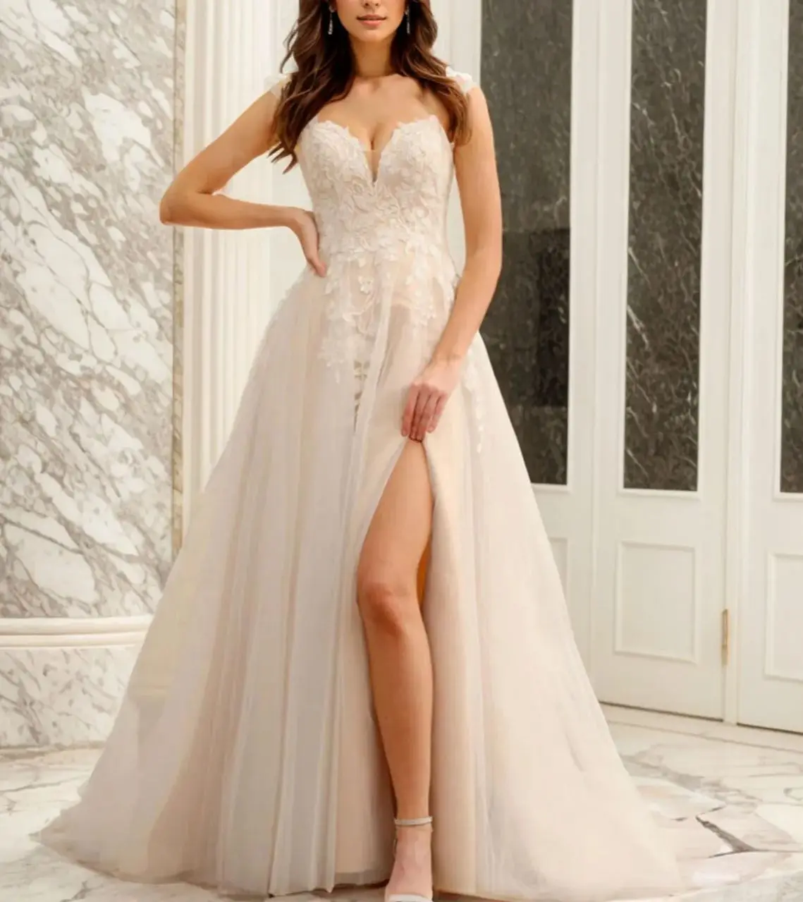 

Elegant Sexy A-Line Bridal Gown V-Neck Court Train Tulle Sleeveless Applique Split Side Engagement Dress 2025 Free Customized