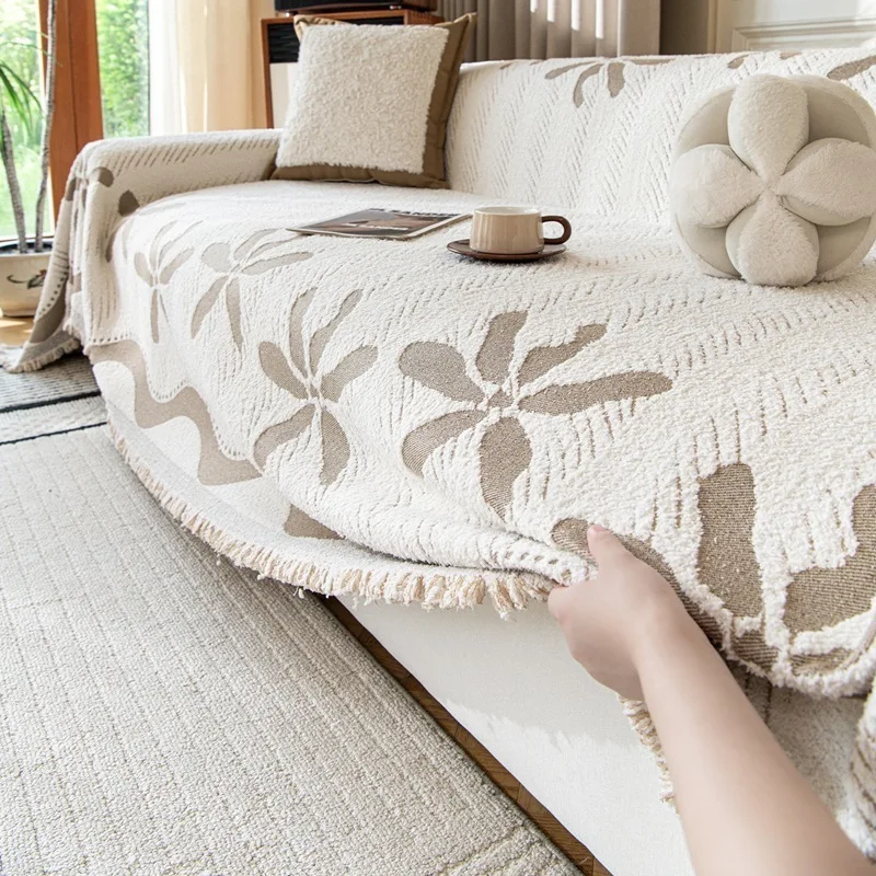 Microfiber Fleece Sofa Towel with Tassels Geometric Jacquard Living Room CouchCovers Leisure Blanket Home Decor Sofa Slipcovers