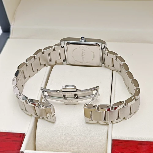 Imagen 2 del producto Reloj de mujer de moda de lujo ligero, forma cuadrada pequeña, alto valor de apariencia, estilo elegante para estudiantes, estilo europeo, americano, japonés y coreano, modelo compacto para mujer, el mejor regalo para ella