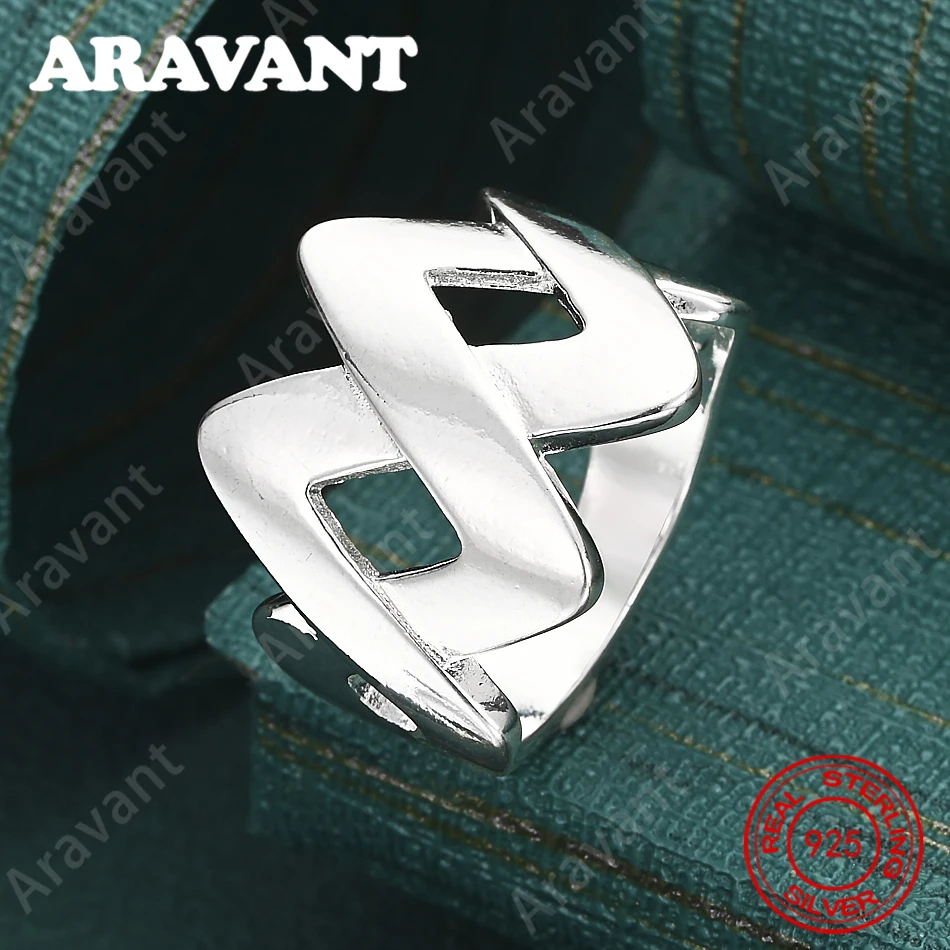 Geometrischer Kreuz-W-Ring aus 925er Sterlingsilber – ein einzigartiges und vielseitiges Geschenk für Frauen, perfekt für formelle Anlässe und besondere Gelegenheiten.
