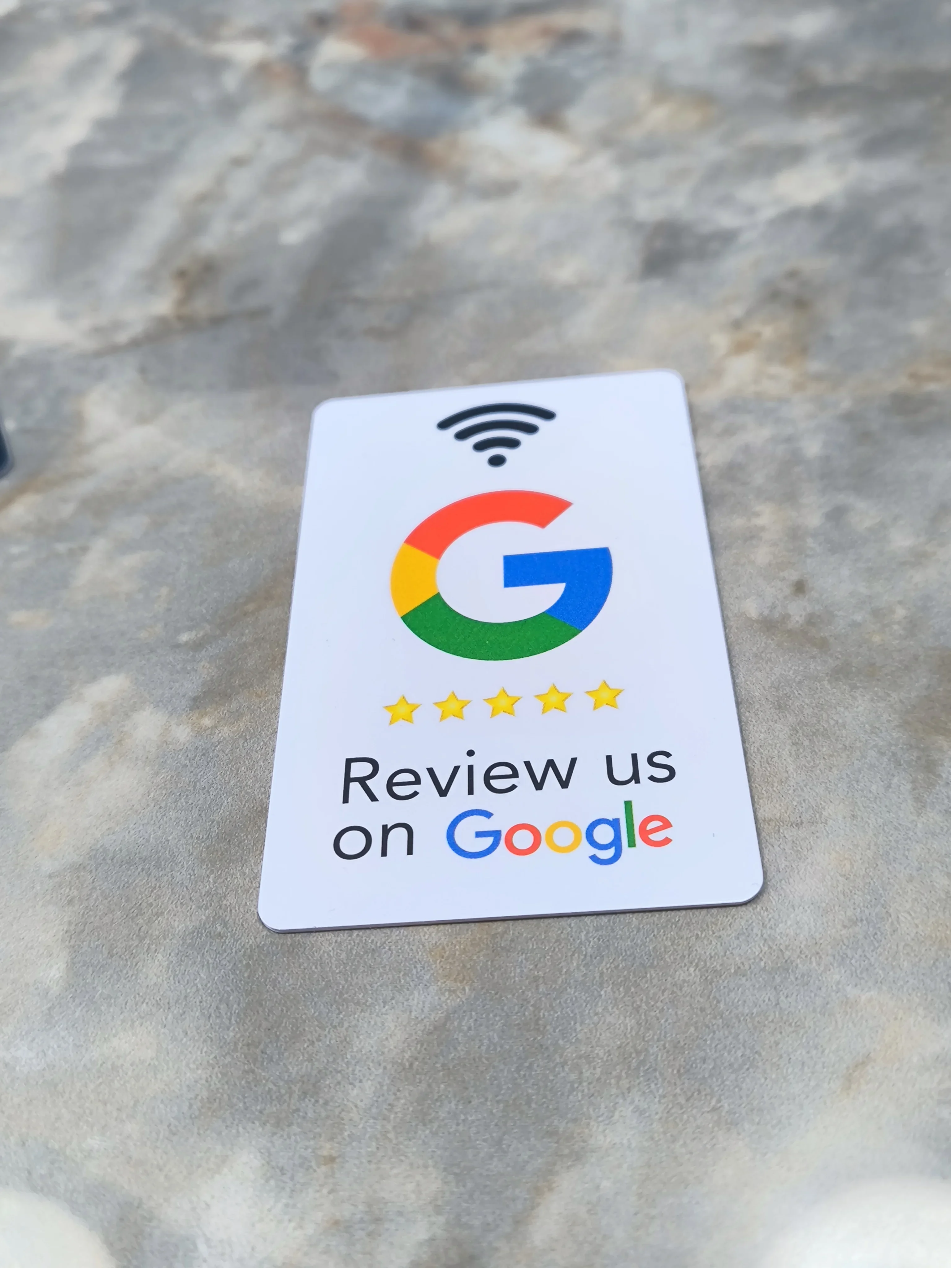 13,56 MHz programmierbare Google Review Card NFC-Stationstisch NFC Google Reviews Display Biegekarte stehende Markenhalterung