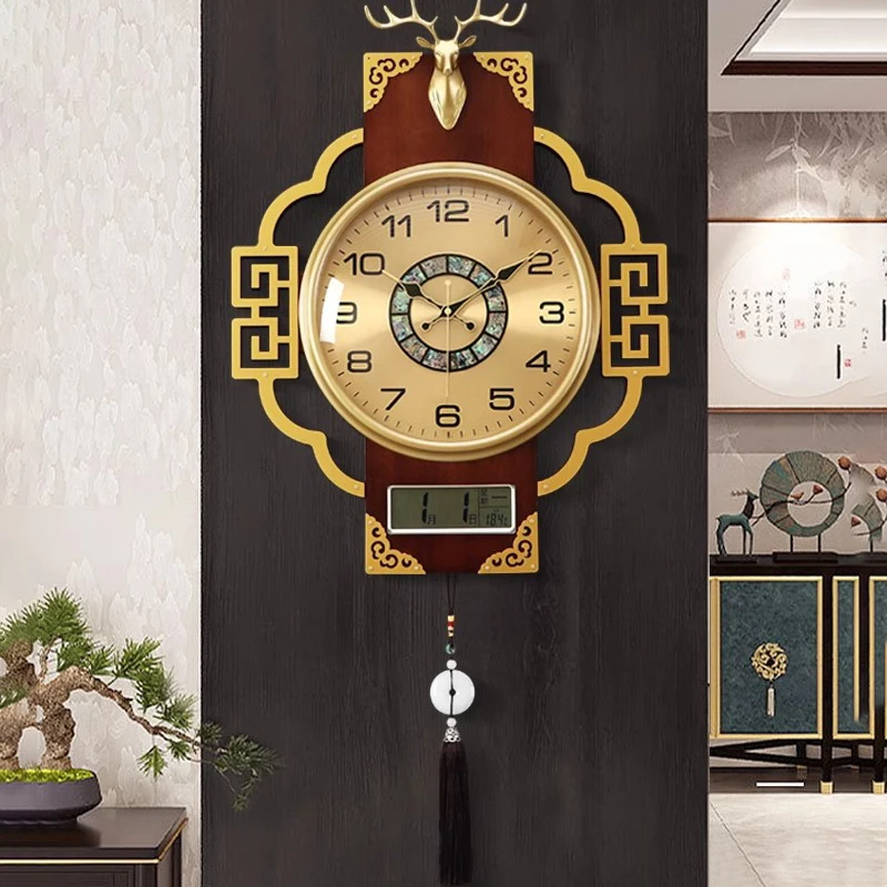 Vintage Luxury Wall Clock Wooden Digital Beauty Fashion Wall Clock Modern Nordic Decoracion Salon Casa Home Decorating Items