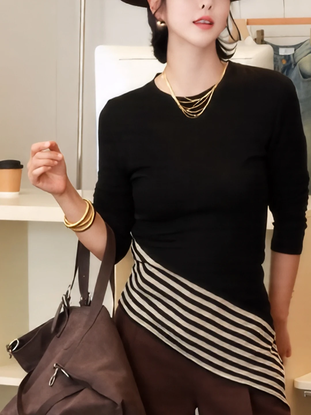 

Ele Asymmetric Striped Patchwork Design Long Sve round Ne T-irt Women's Top Comfortable Breathable Korean Sle Co...