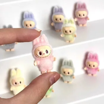 Mini sac à pendentif en peluche de la première génération Labubu, jouet de posture ParemployStation, accessoires de téléphone portable, bricolage, mignon