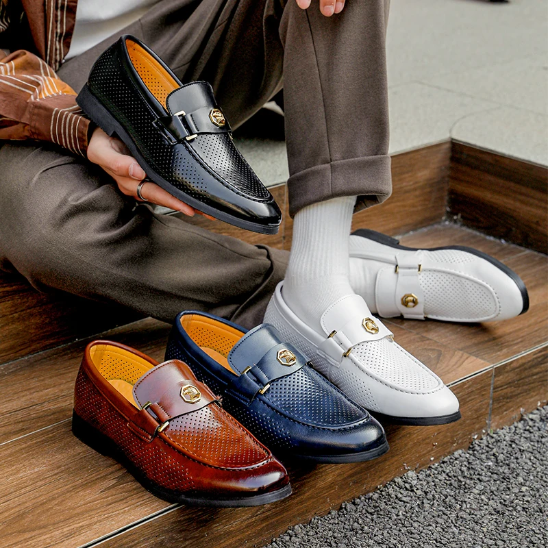 

Новые мужские лоферы из перфорированной искусственной кожи 2026 года с металлической пряжкой, без застежки, дышащие, повседневные, для делового и повседневного стиля