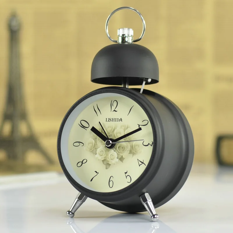 

The product can be customized.European retro silent alarm clock, American fashion, rural, Korean creative alarm clock