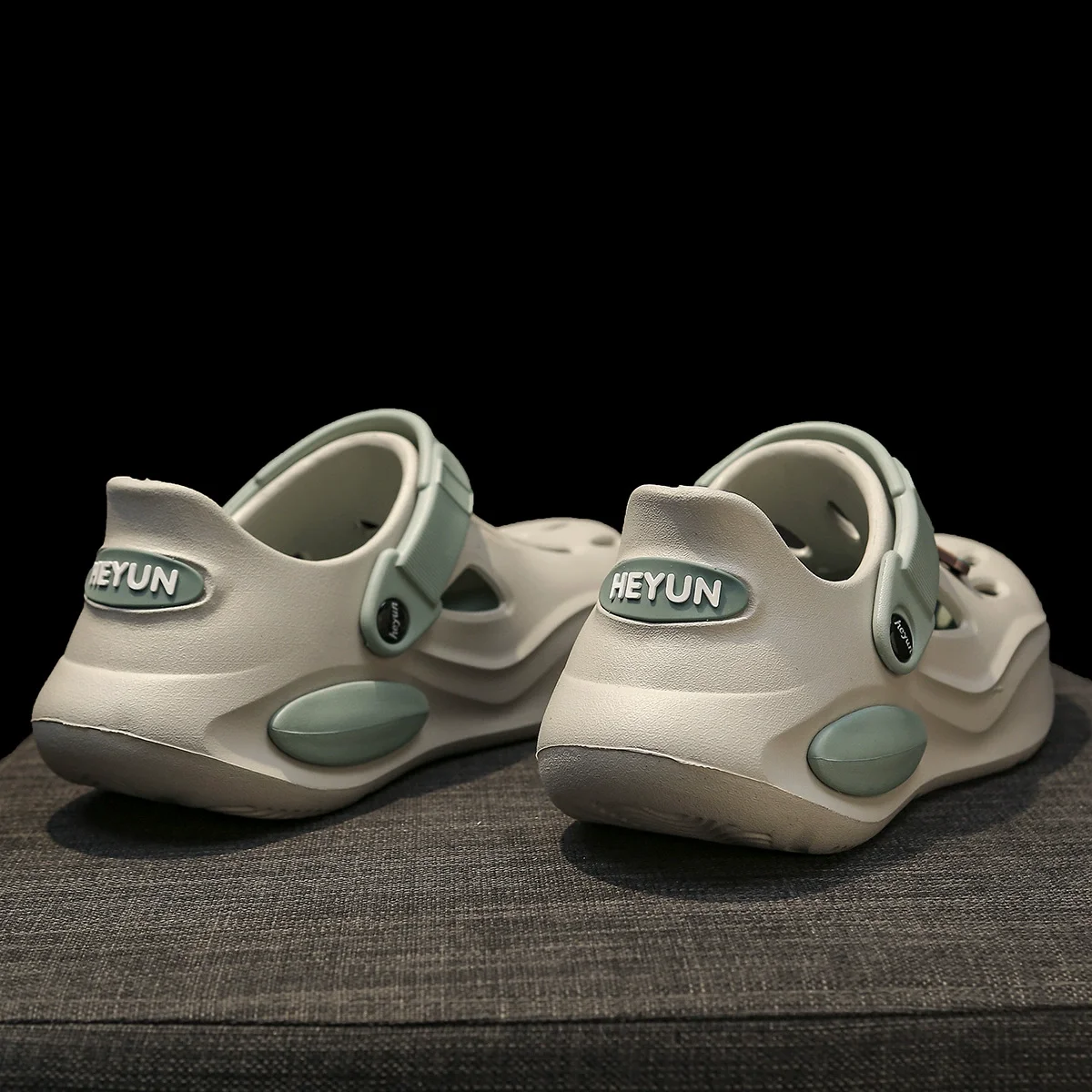 Children Slippers Boy Clogs Summer Breathable Beach Water Shoes Cute Kids Sandals for Girk 2025