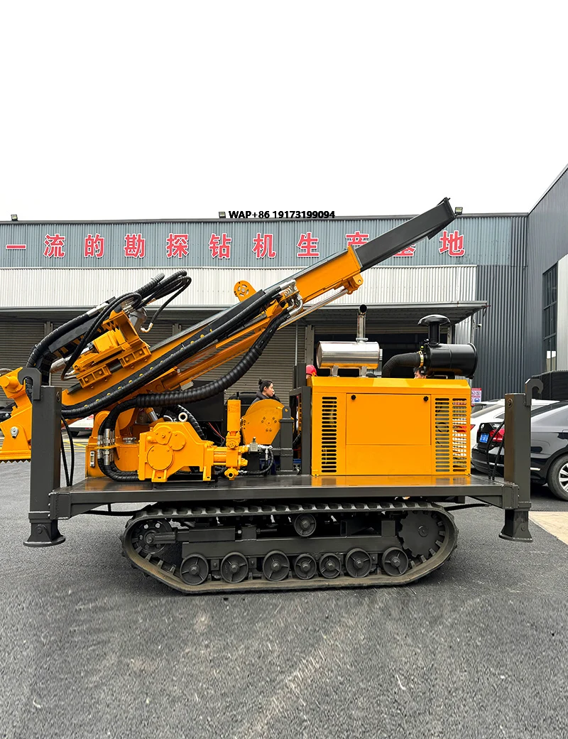 جهاز حفر العينات الأساسية المخصصة للديزل الهيدروليكي بالكامل مع علبة التروس والمحرك لأخذ عينات الاختبار الجيوتي التقنية الدوارة