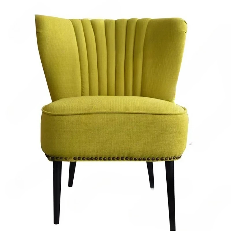 Modern simple and comfortable sofa chair, suitable for single use in the living room