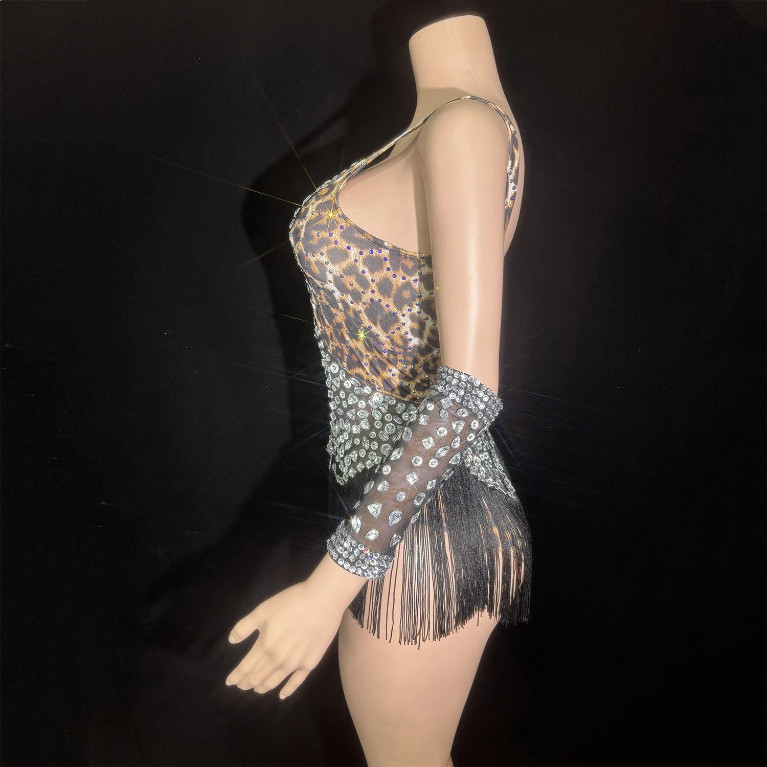 Seksowne body z lamparciami w panterkę, zdobione dżetami, kostiumy dla zespołów tanecznych, stroje sceniczne dla DJ-ek i tancerki gogo do klubów nocnych i barów DN21519