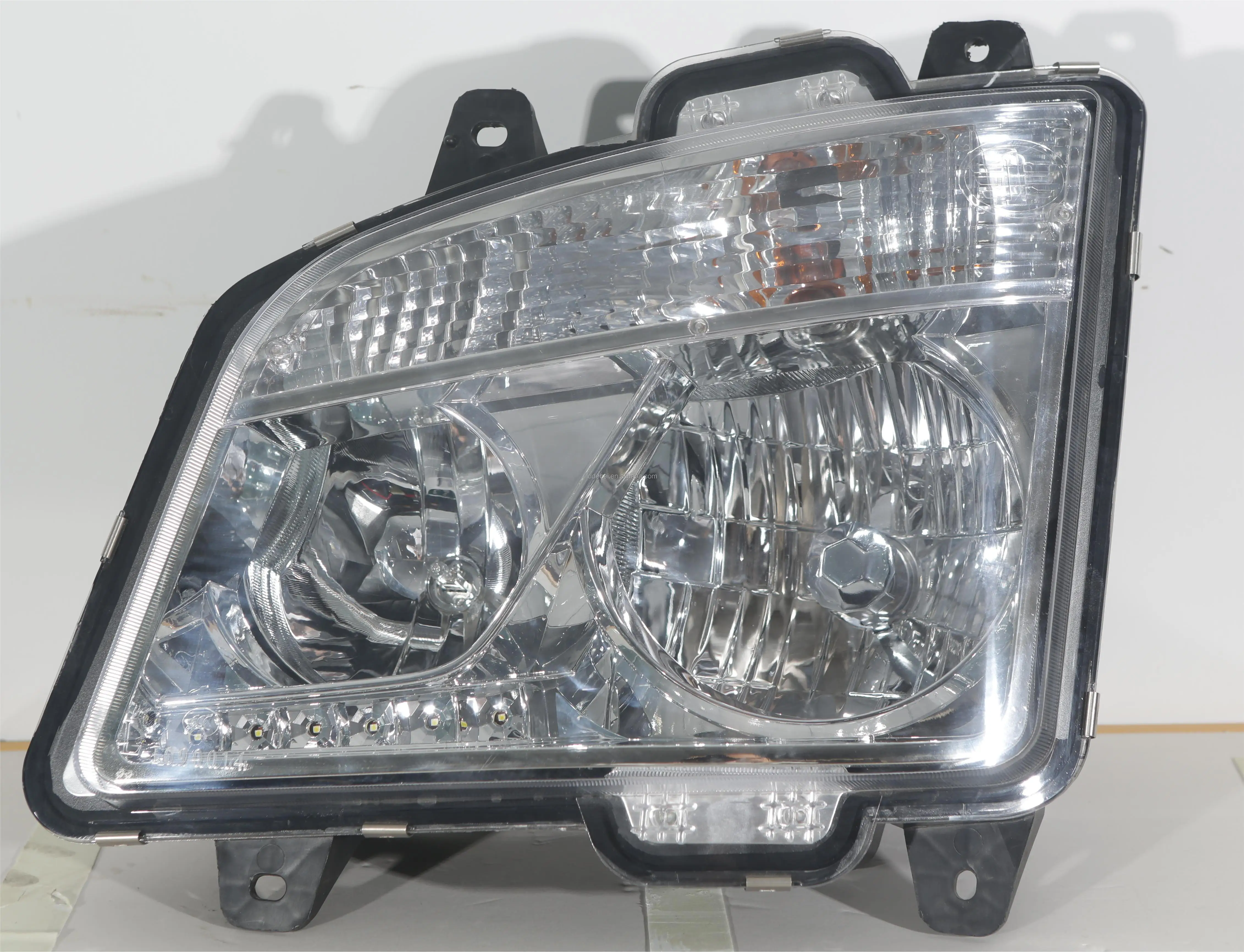 Ludebei spot JH6-1522 front combination headlights mounted size 200/280/350/327 quality truck lightscustomcustom