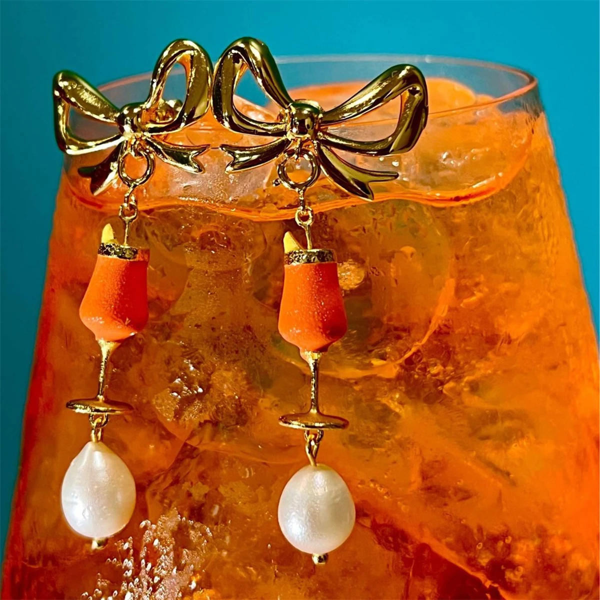 

Fashion Trend Vegetable Wine Glass Pearl Earrings Earrings Small and Cute Gold Plated Color Preserved Earrings