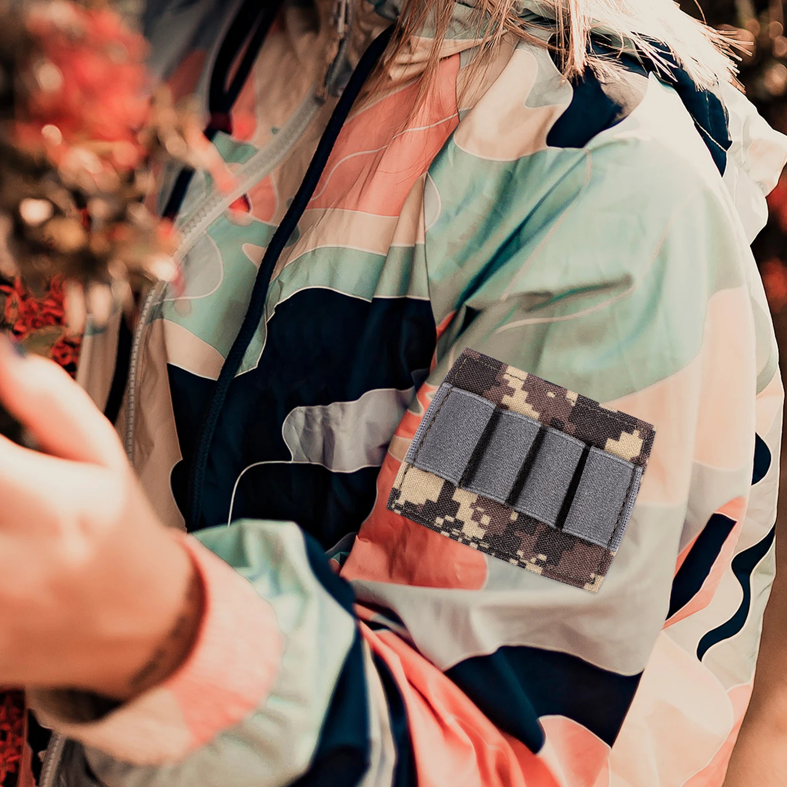 

Tool Bag 600D Nylon Durable Breathable Wear resistant Outdoor Gadgets Flashlights Pens Portable Pouch External Pocket Stylish