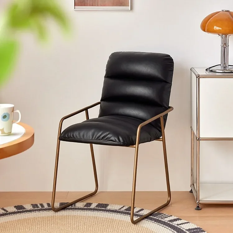Silla de comedor antigua de lujo, ligera, nórdica, expresión, respaldo retro de metal moderno