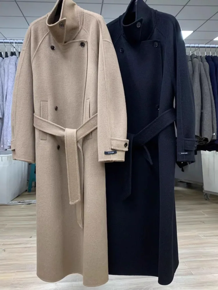 معطف DFDG 2025 F/W للسيدات بحزام من الكشمير مع ياقة واقفة كبيرة الحجم وخطوط طويلة مصنوعة يدويًا بأزرار تفاصيل معطف