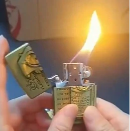 

Creative Skull Pattern Zinc Alloy Lighter High-end Personalized Gift Lighter Cigarette Accessories