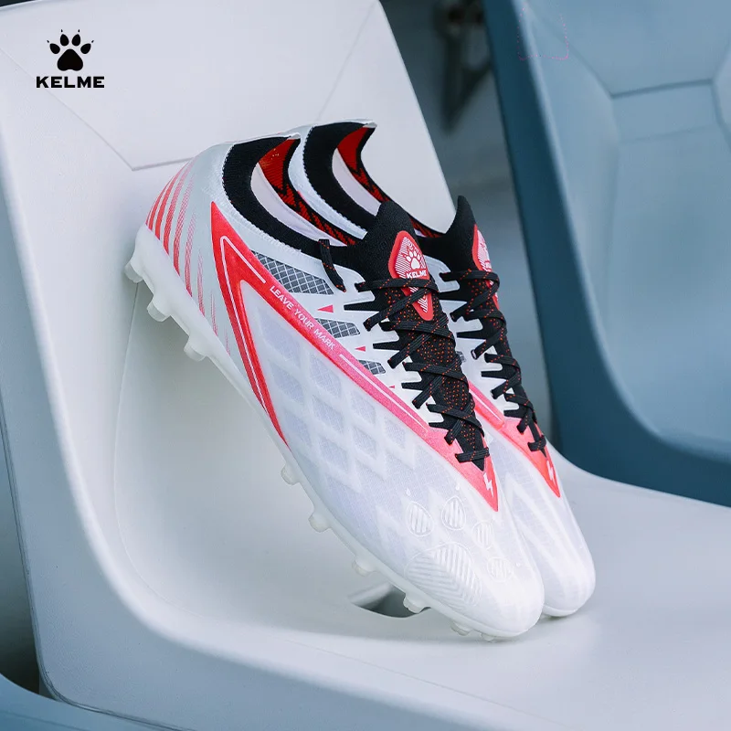 KELME MG Fußballschuh Professionelles Training Rutschfeste Kurze Stollen Sportschuhe Kunstrasen Speed-Typ Fußballschuhe