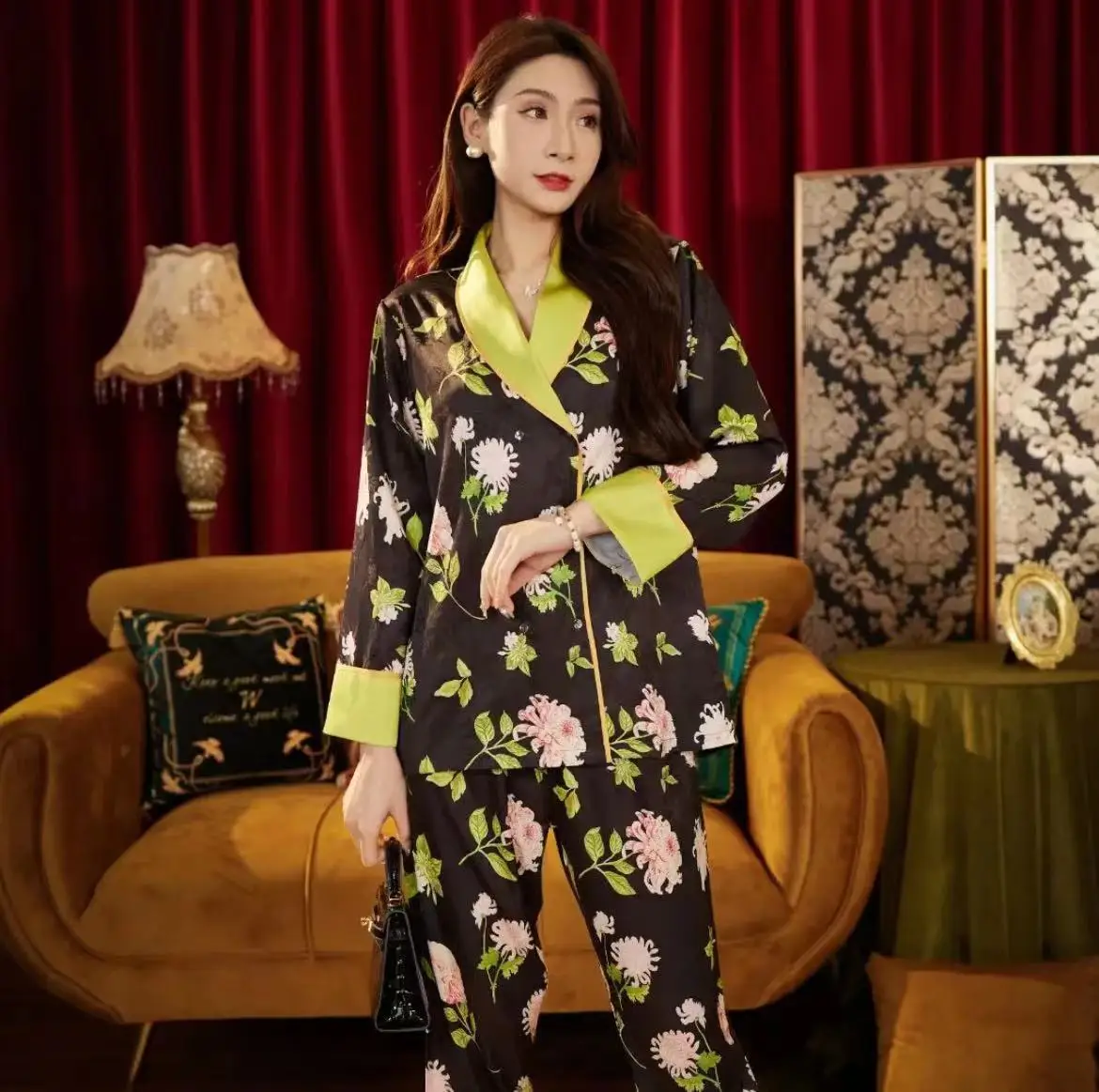 

Autumn Loose Silk Women's Pajamas Suits Long Sleeve Printed Long Pants 2 Pieces Set Sleepwear for Woman Home Clothes Suit Pijama