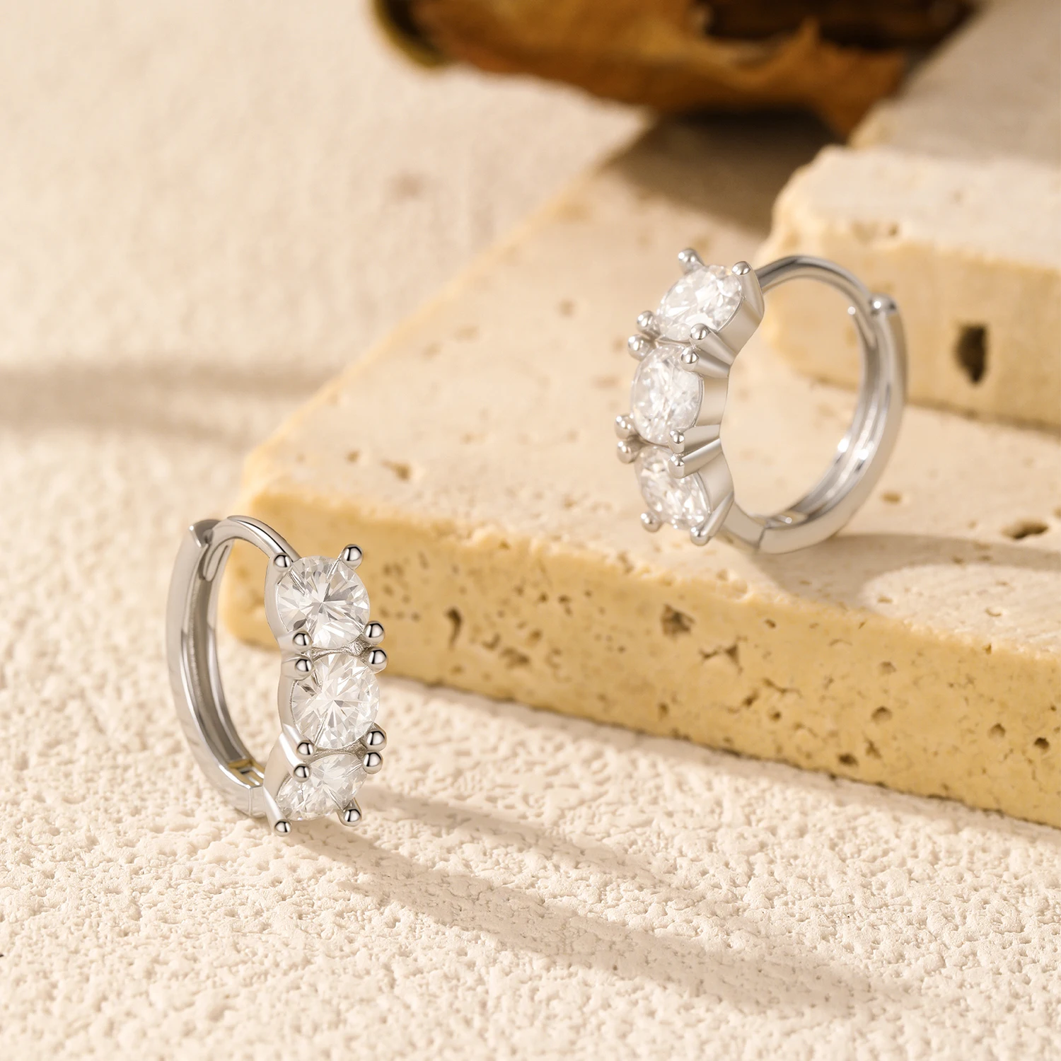 Thumbnail 4 - #40 Latest Hoop Earrings Offers