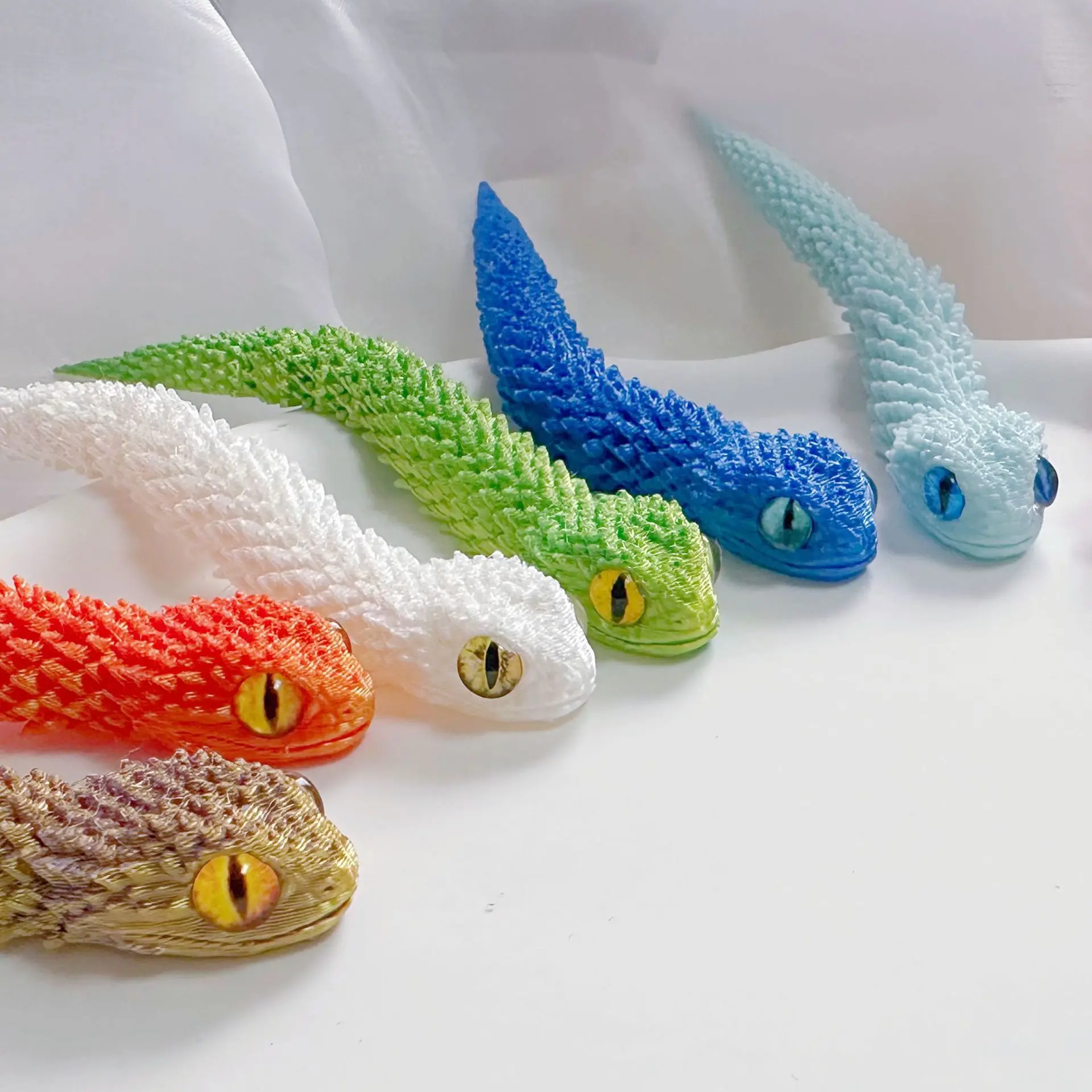 13cm 3d impresso mini cobra estatuetas conjuntas móveis simulação cobra escritório ornamento de mesa natal presentes de ano novo artesanato presente