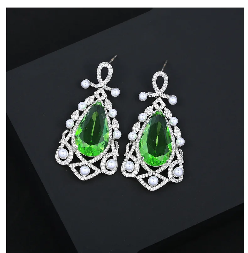 

Bilincolor Luxury Inlaid Zircon Drop Shaped Fashionable Eelegant Earrings for Wedding or Party