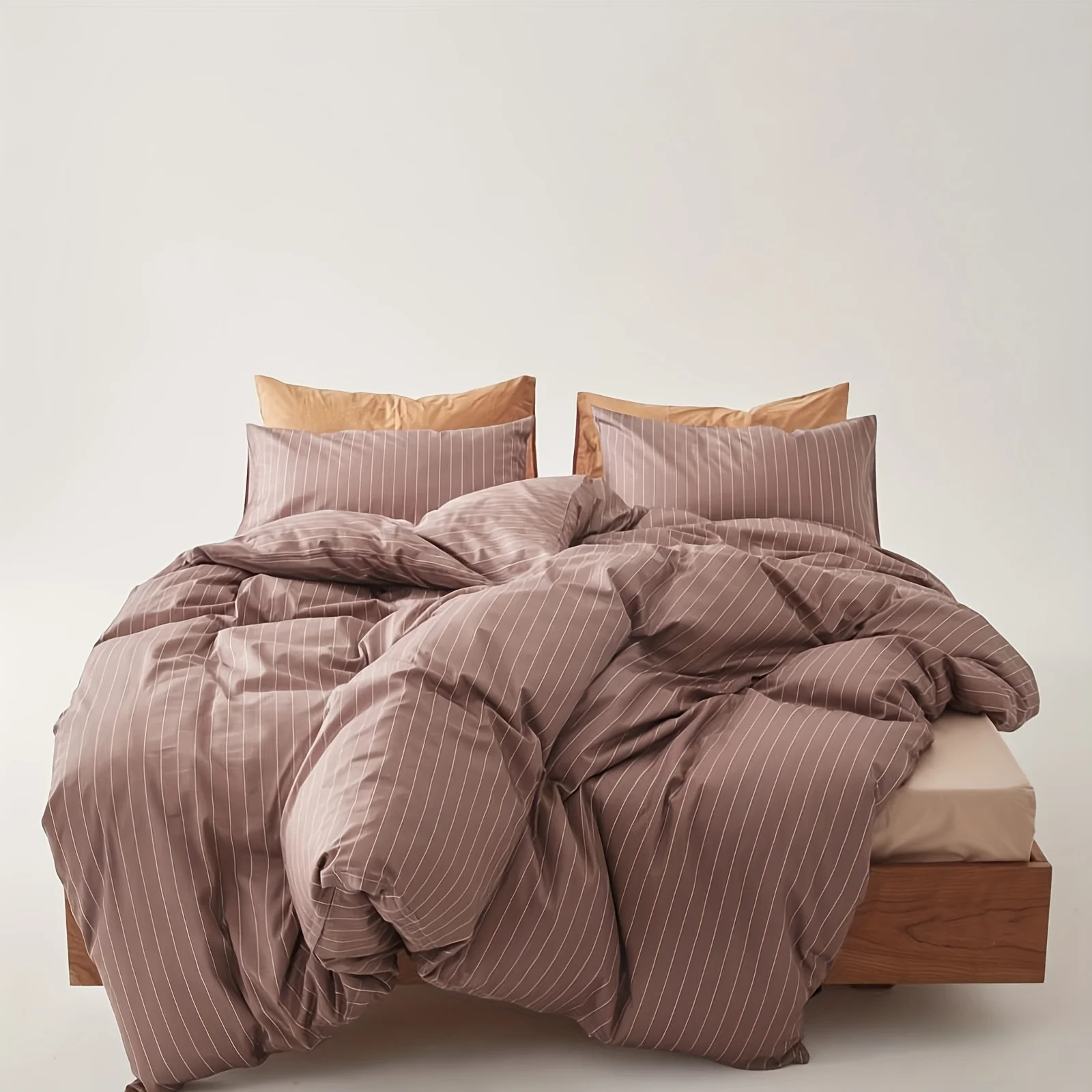 Simple Style All-Cotton Coffee-Colored Striped Printed Duvet Cover Three-Piece Set (2 Pillowcases + 1 Duvet Cover) Without Pillow Inserts or Quilt Inserts, Geometric Striped Bedspread Three-Piece Set, Ultra-Soft and Comfortable Pure Cotton Breathable Bedding Set, Suitable for Bedrooms and Guest Rooms, Dormitories, Zippered Duvet Cover + Pocket Pillowcase