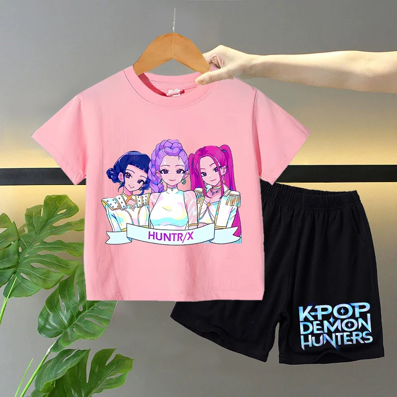 2pcs Kpop Demon Hunters กางเกงขาสั้นแขนสั้นชุดเด็กหญิงฤดูร้อนเสื้อยืดกางเกงชุดเด็กอะนิเมะการ์ตูนน่ารักเสื้อผ้าของขวัญ