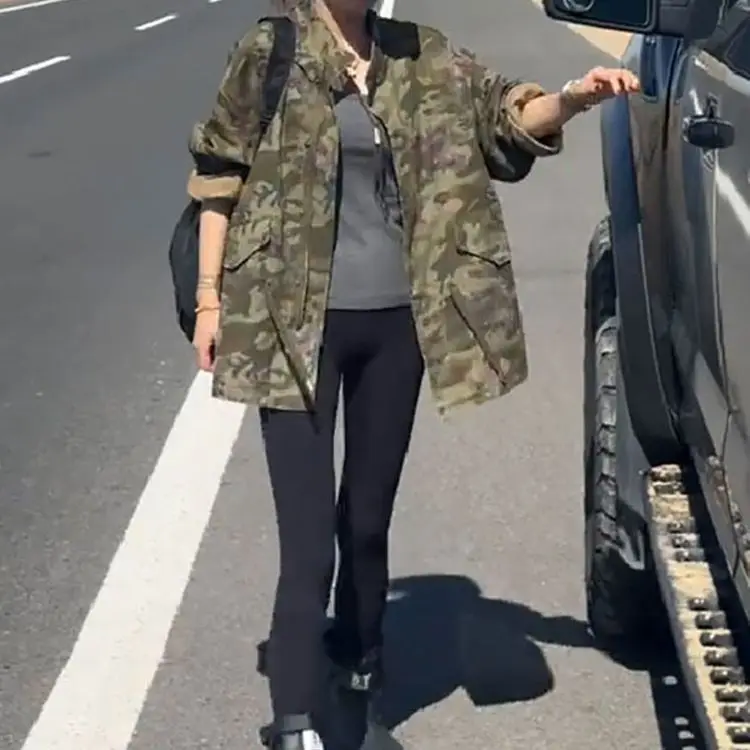 Brauner Trenchcoat für Damen, verlängert, trocken, für College-Frauen, Senioren, unterhalb des Knies, Frühlings-Herbst-Schönheitsösen, strukturierte Schichten