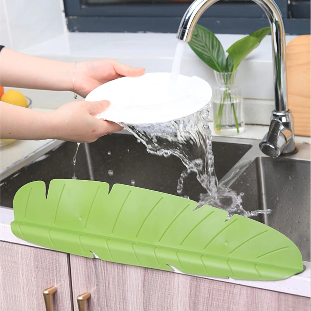 

Banana Leaf Pool Sink Washbasin Side Flap Suction Cup Anti-splash Water Wash Vegetable Retaining Strip