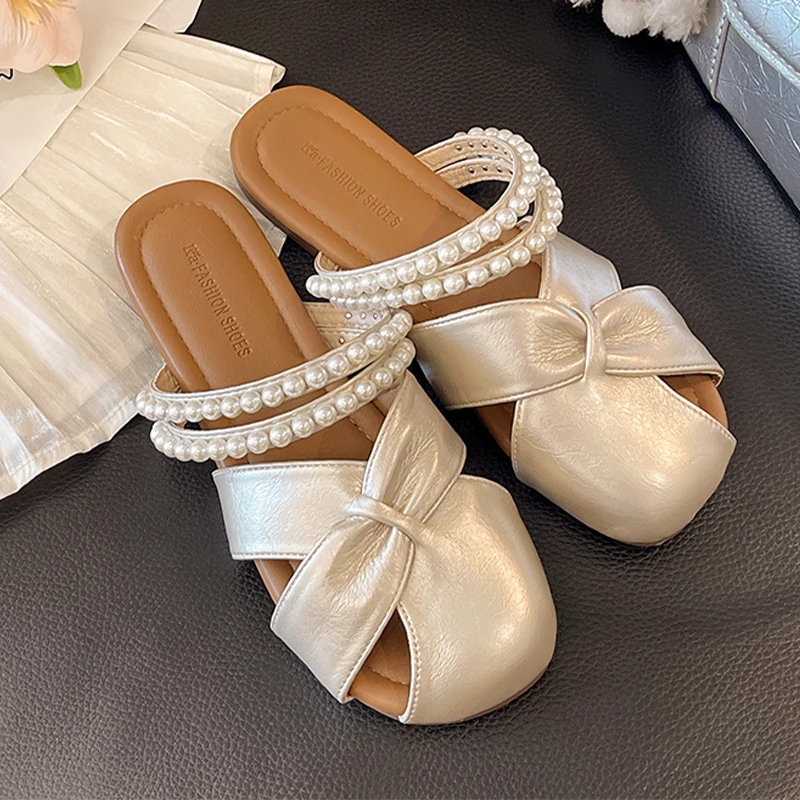 

Женские тапочки на плоской подошве с открытой пяткой и жемчугом, туфли-лодочки, модельные новые модные летние сандалии 2025 года, дизайнерский бренд, уютные роскошные Zapatos Femme