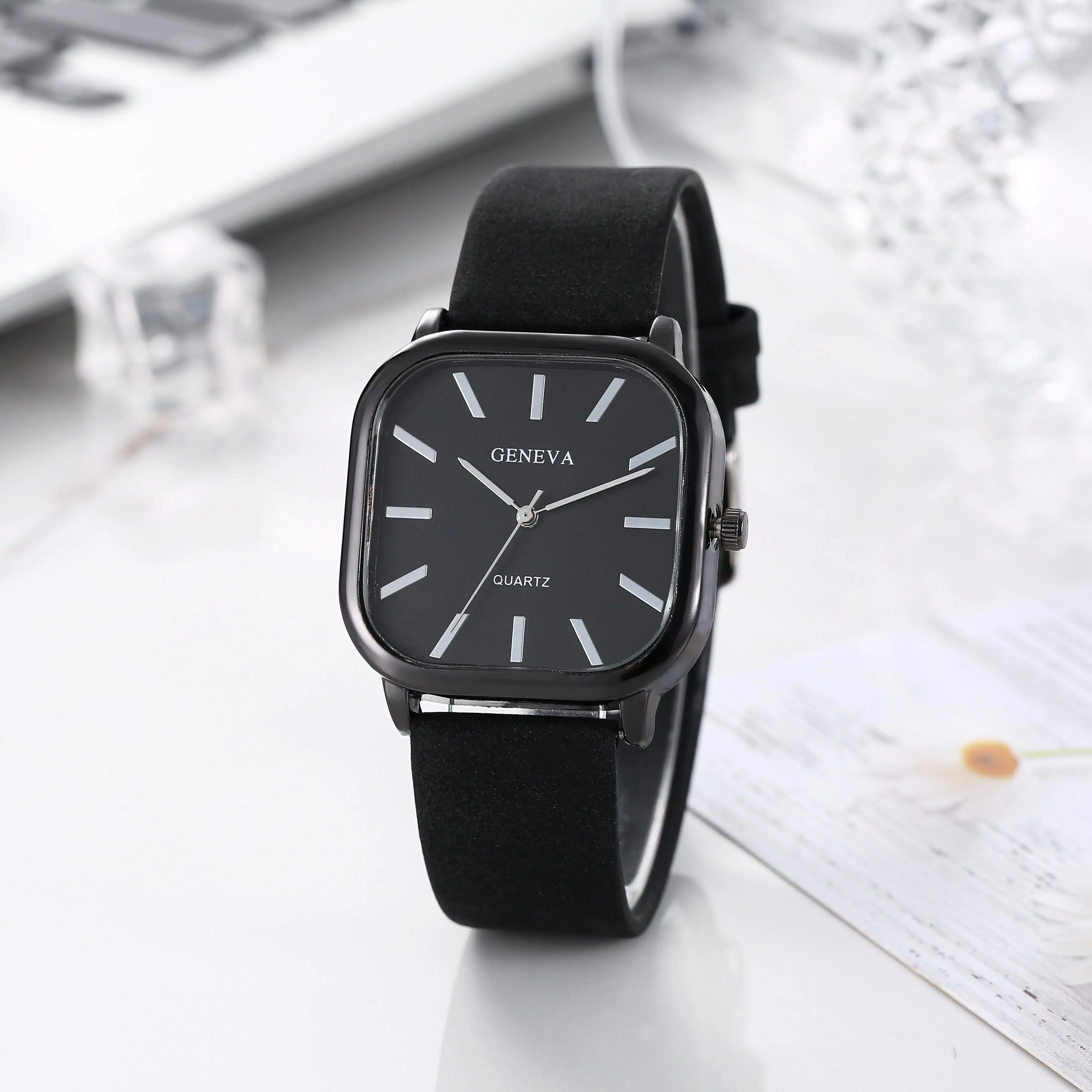 

2024 new foreign trade square scale watches secondary school students quartz watches frosted strap women's watches