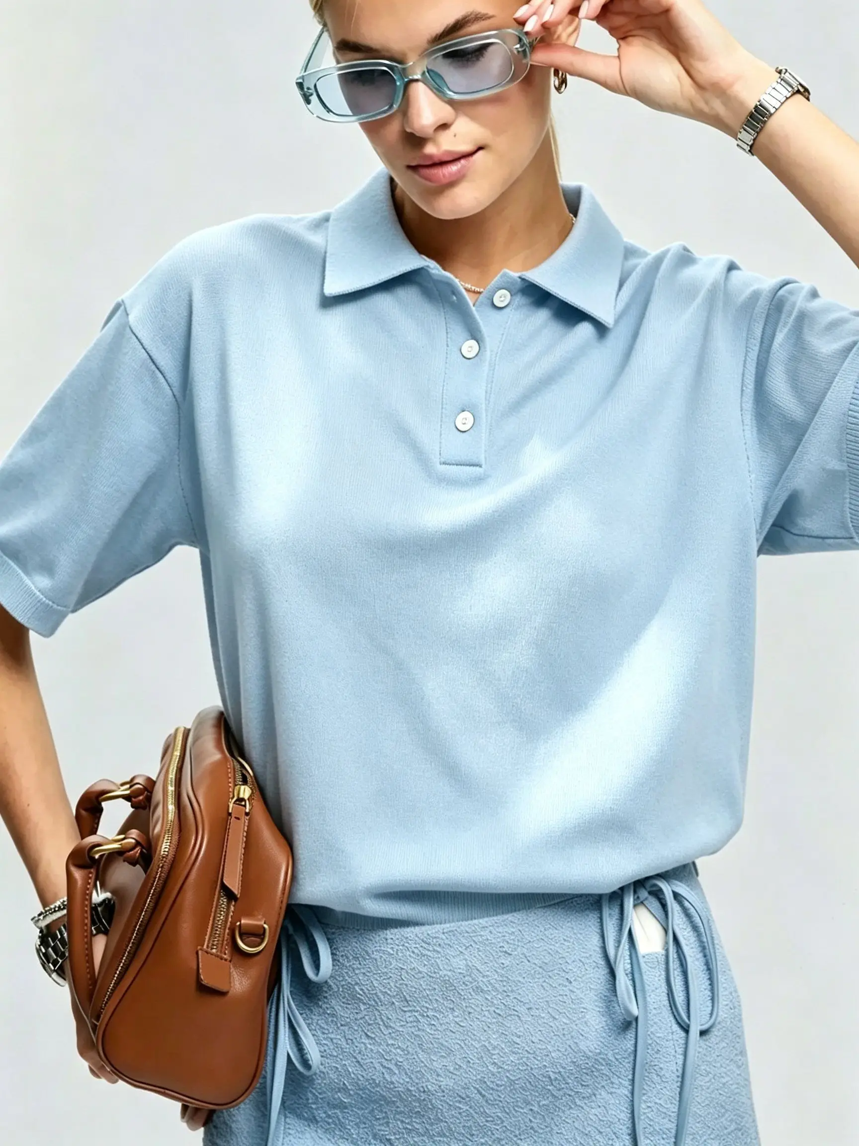Women's Solid Color Polo Shirt for Summer Casual Stylish and Versatile Street Style Suitable for Any Occasion.