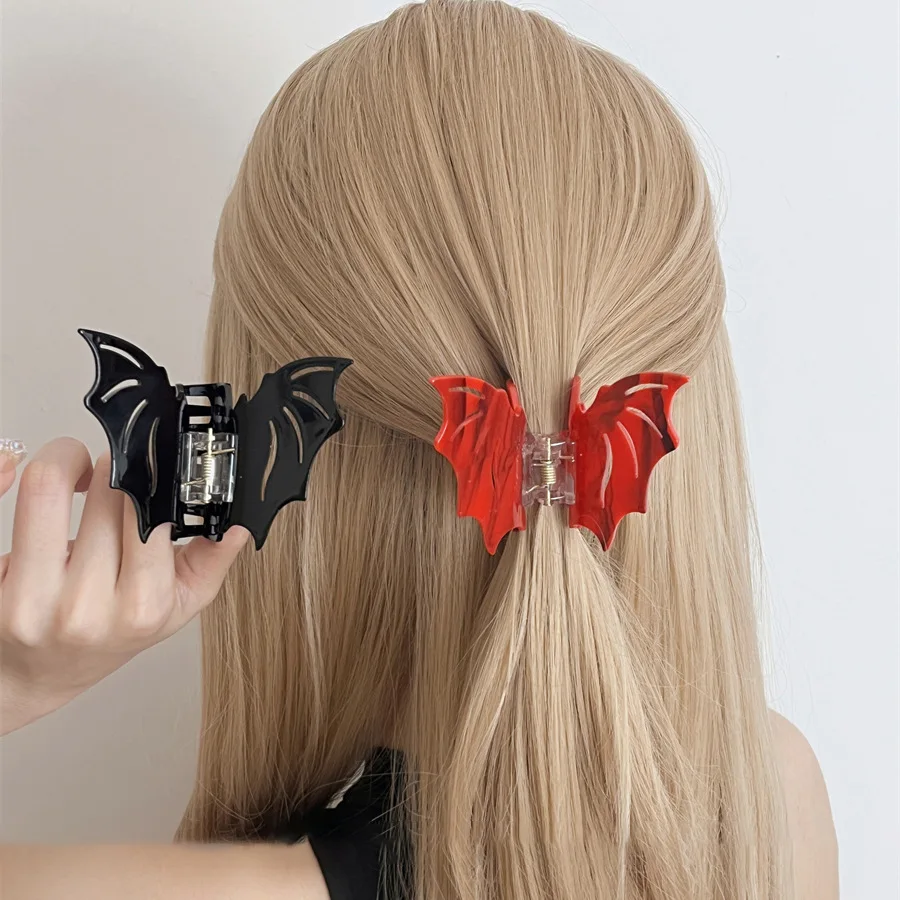 Funny Halloween Acrylic Bats Hair Claw Clip For Women Girls Personality Red Black Colorful Animal Hairpins Hair Accessories Tool