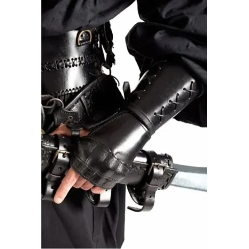 중세 갑옷 오토바이 장갑 와이드 커프스 브레이서 남자 Steampunk 전사 건틀릿 르네상스 기사 템플러 가죽 레이스 업