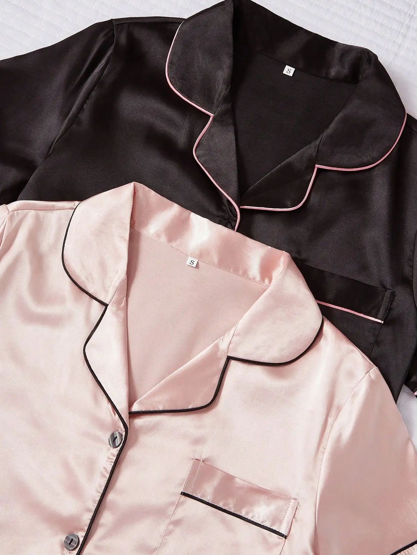 4피스 칼라 반팔 & 반바지 인조 실크 파자마 세트