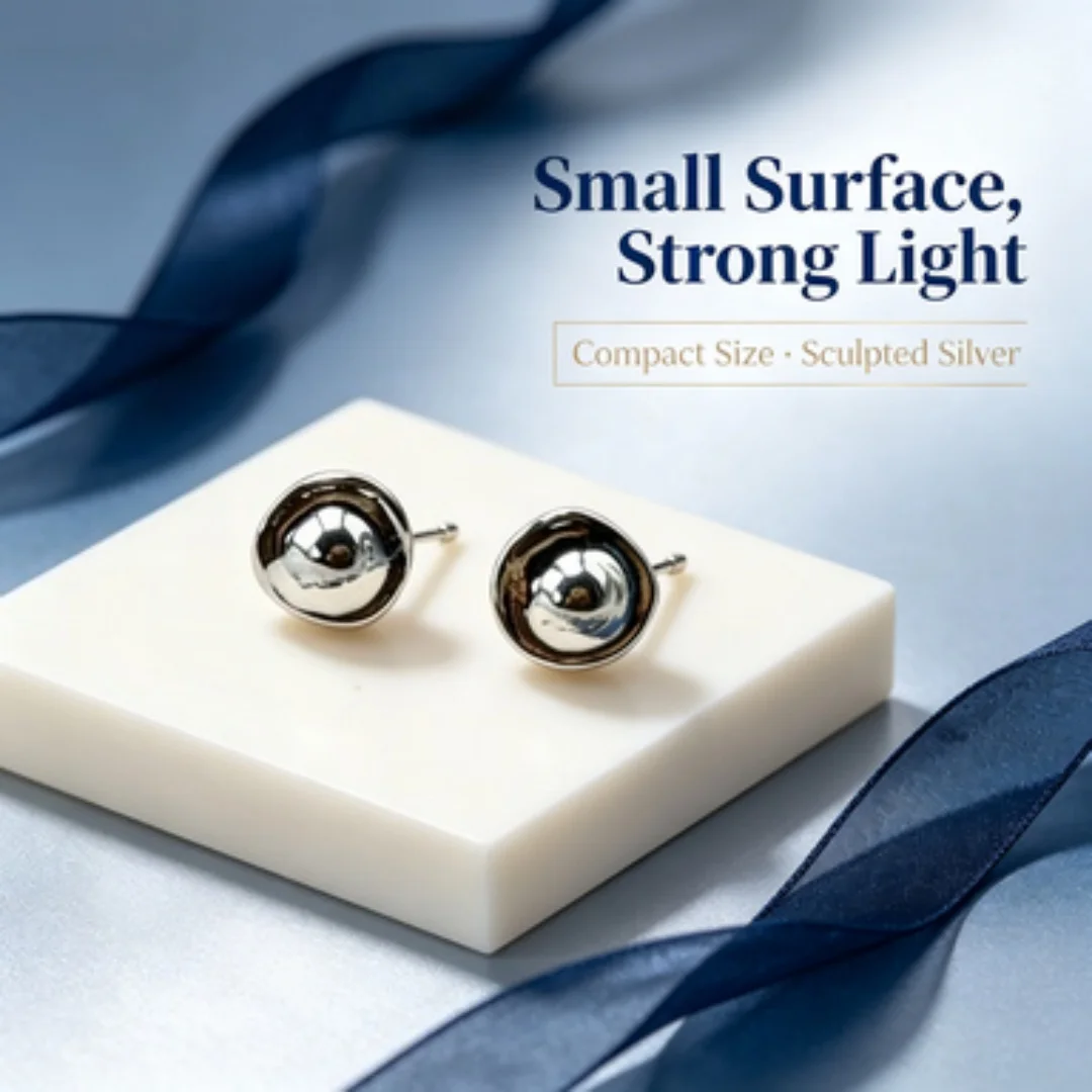 Silver irregular small and exquisite earrings with a niche design and minimalist accessories