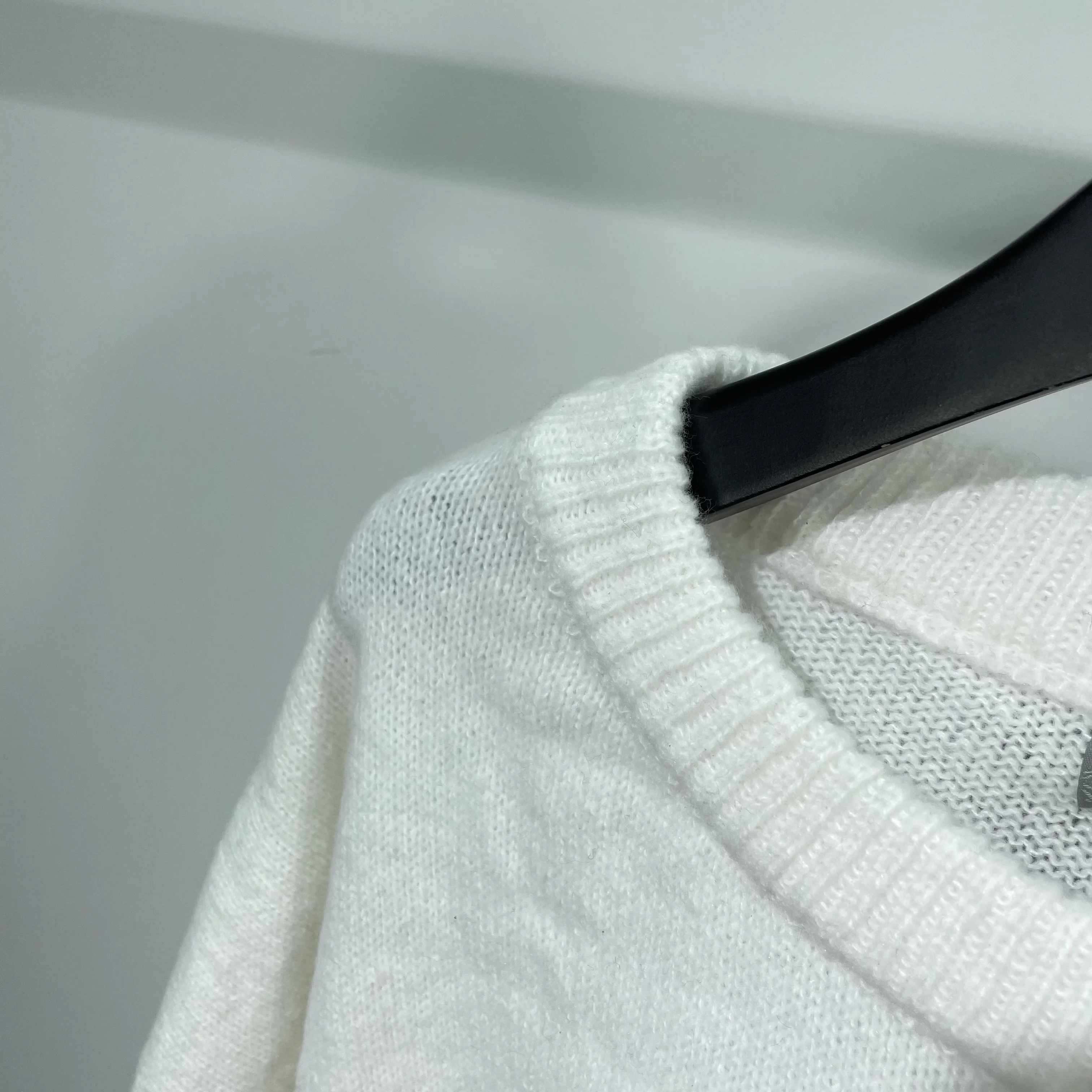 High Street Sweater Dark Style Men's and Women's Loose Sweaters with Holes, Trendy Hip-hop Drop Shoulder Thick Sweater Top