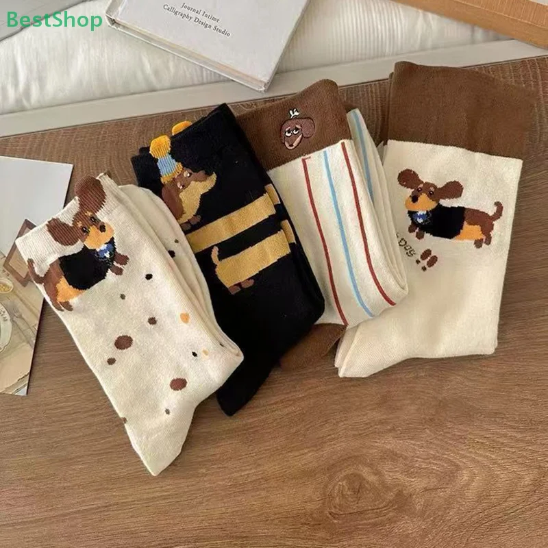[فيكتوريا] جوارب مطبوعة بنمط كلب السجق للخريف والشتاء جورب دافئ لطيف للزوجين