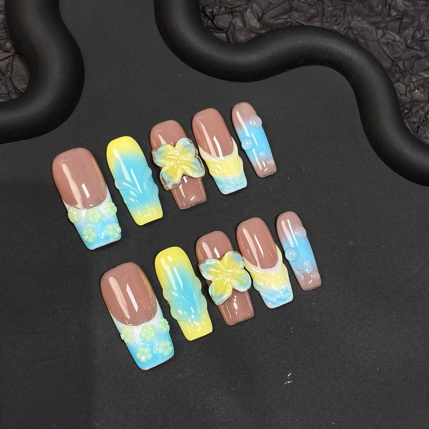 

10pcs Gradient Blue French Nails Art Yellow Painting Fake Nail Long Ballet False Nails Full Cover Press on Nails With Flower
