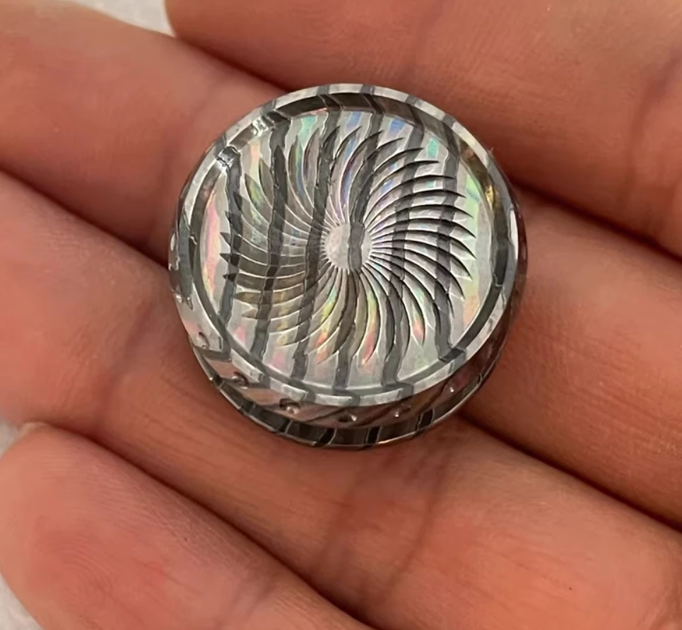 

Б/У EDC циркониевая кнопка-спиннер, гироскоп на кончике пальца, декомпрессионные игрушки