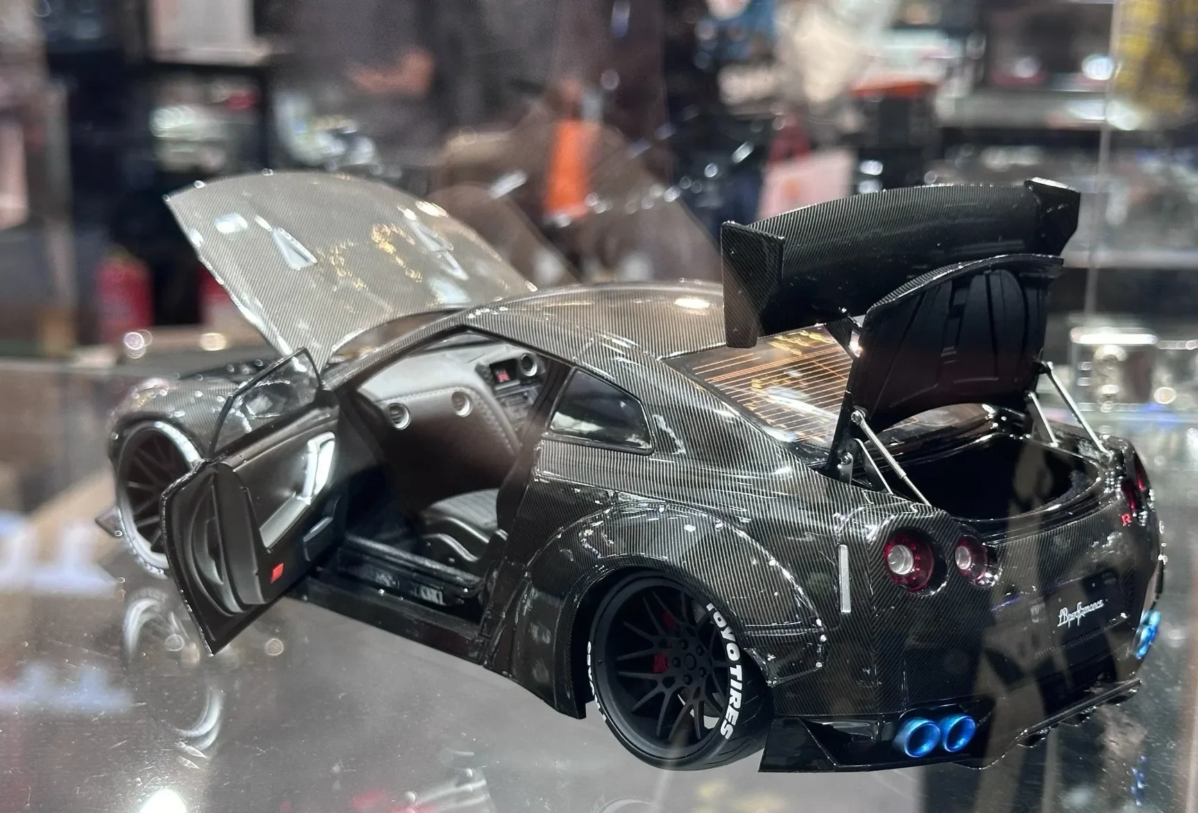 PGM 1:18 GTR R35 HEC Carbon fiber version Beijing Model Show limited alloy full open car model classic toy gift