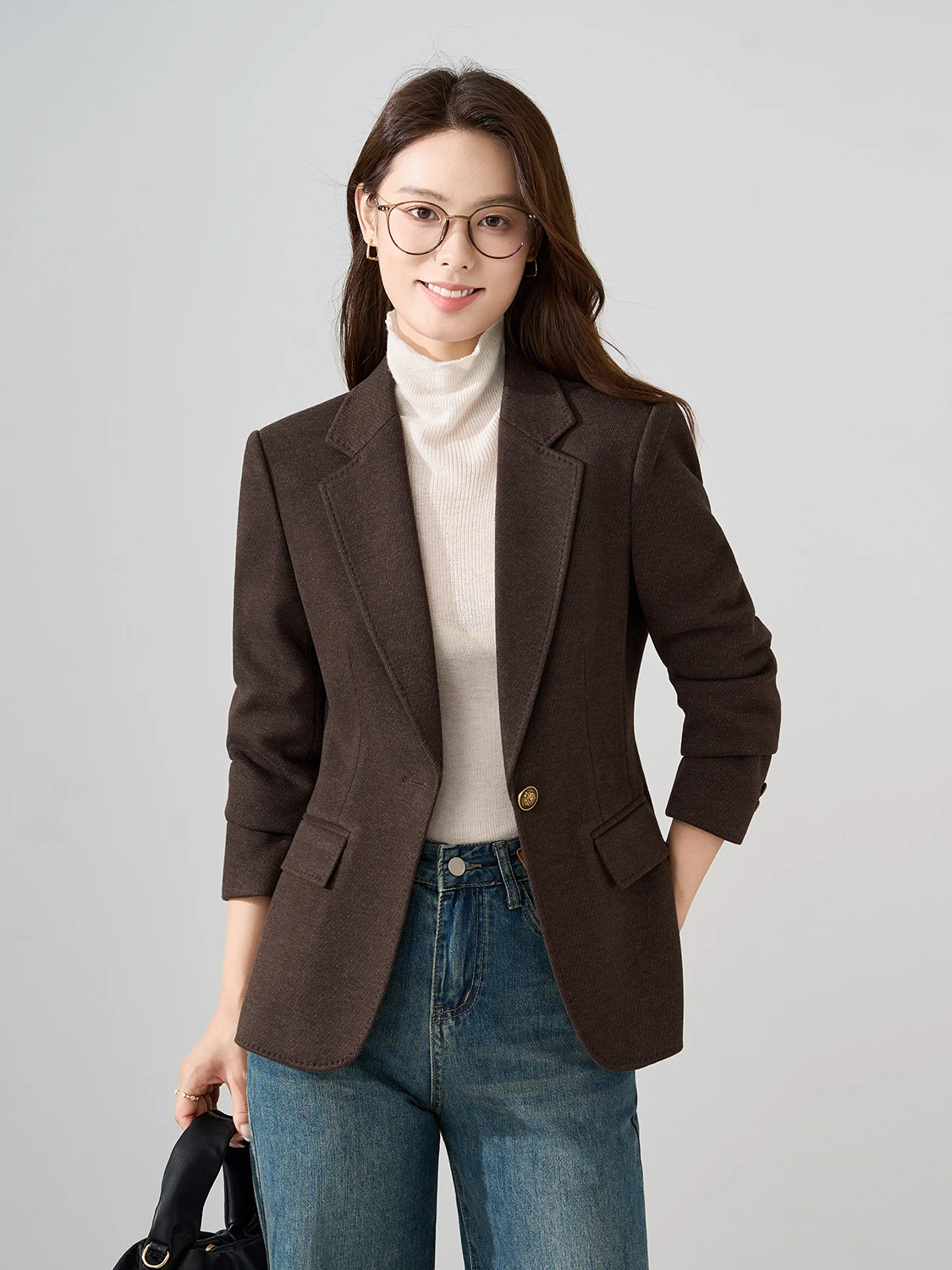 

Caramel Casual Women's Jacket 2026 New Winter Fashion High-End Feel Small Size Ladies' Suit Commute Style Polyester Fiber