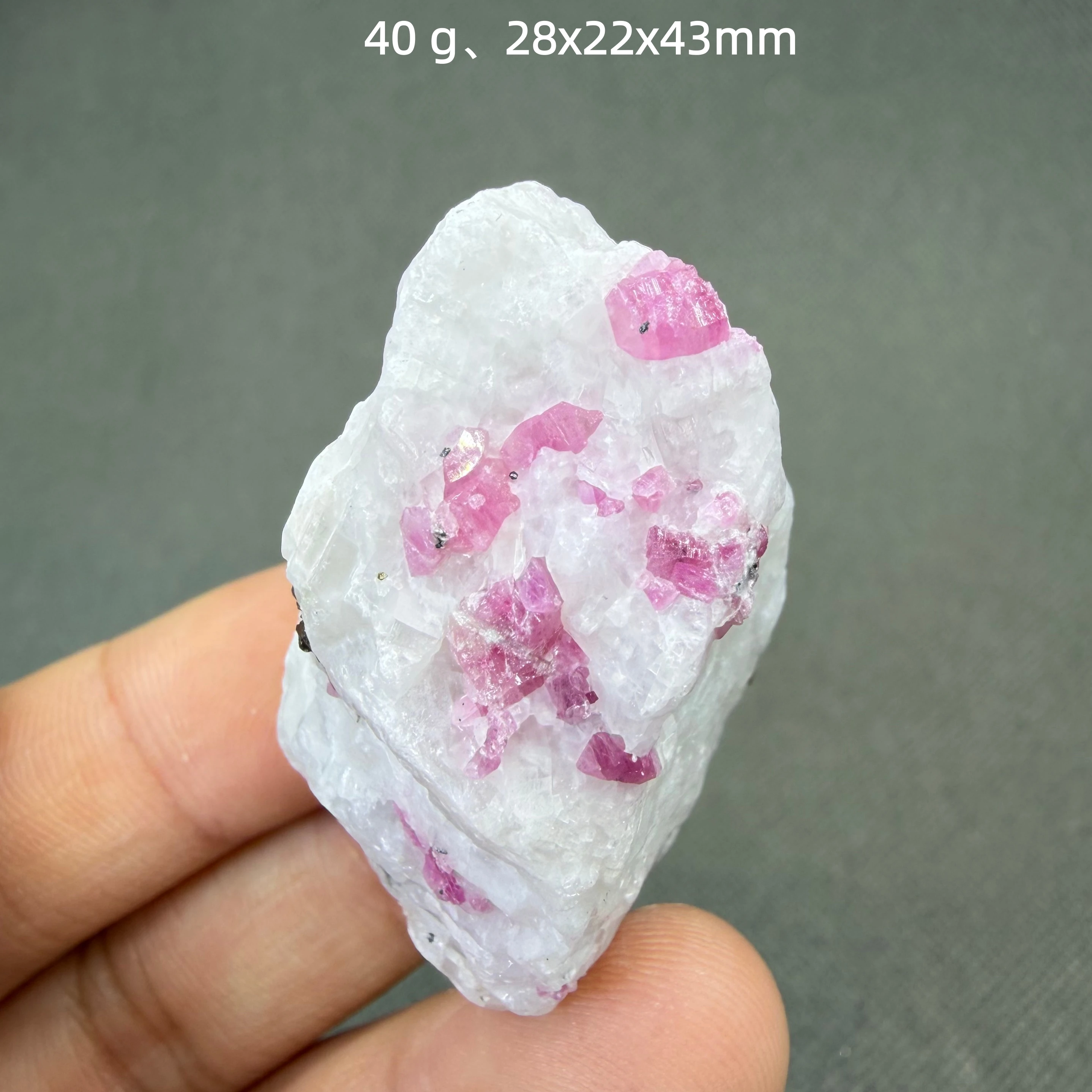 UV Fluorescent Natural Vietnam Ruby Crystal Cluster Natural Red Corundum Mineral Specimen 365nm Rare