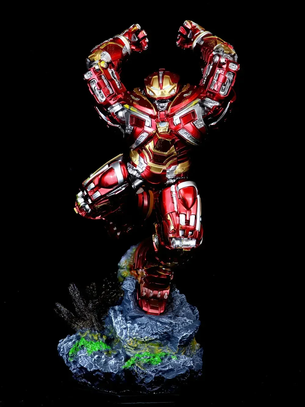 52cm New Iron Man Anti-Hulk Armor Mk44 Marvel Avengers 3 Full Body Combat Version Of The State Of The Hand Model Funny Gifts